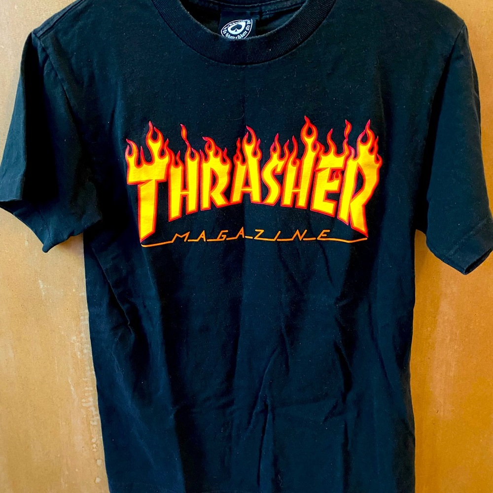 Thrashers magazine t shirt mens small